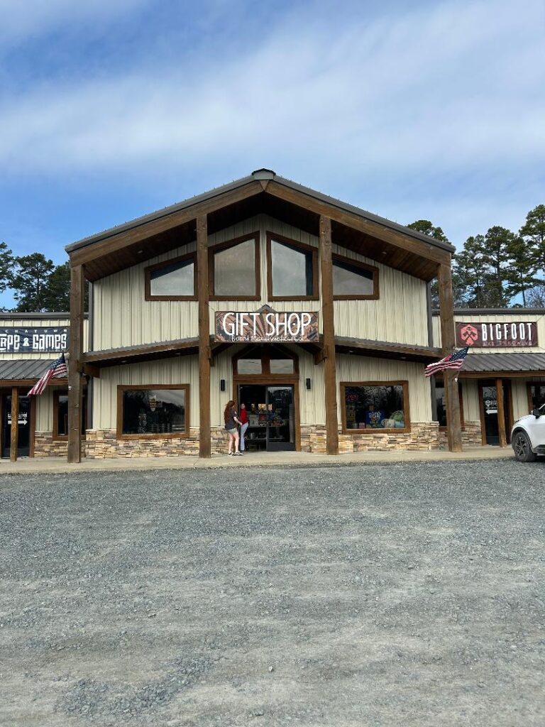 A family exploring things to do in Broken Bow, OK.